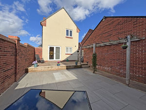 Photo 33- click for photo gallery